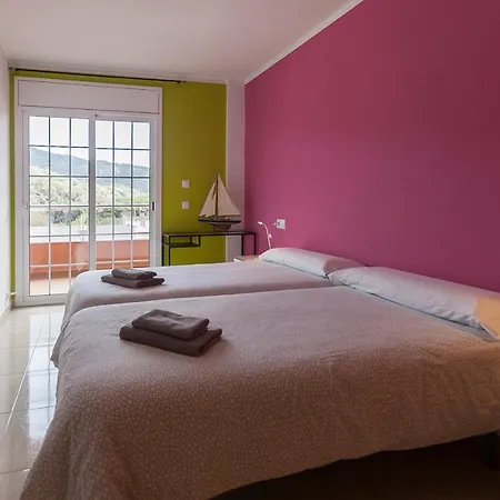 Lets Holidays Bright Duplex With Pool * 滨海托萨