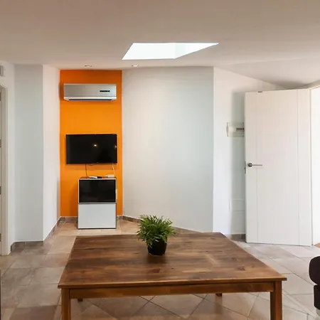 公寓 Lets Holidays Bright Duplex With Pool